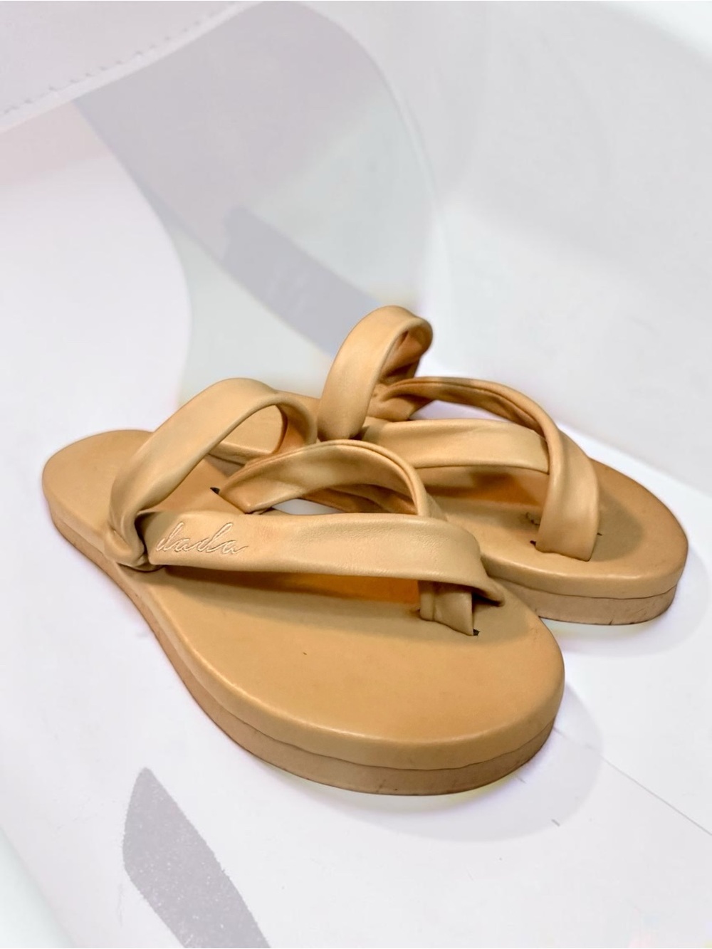 the Dada Original in Tan Leather Sz 7